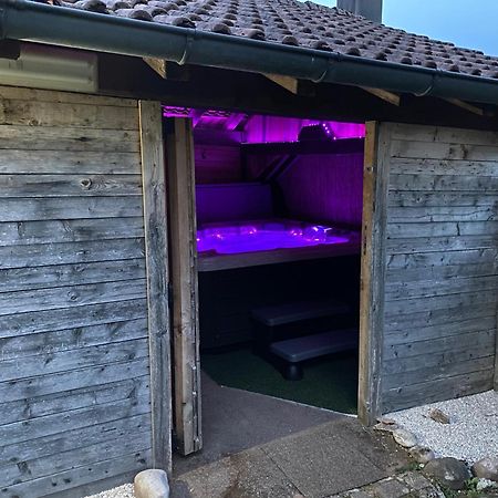 L'Appartement Du Faye Avec Jacuzzi Prive Etueffont Extérieur photo