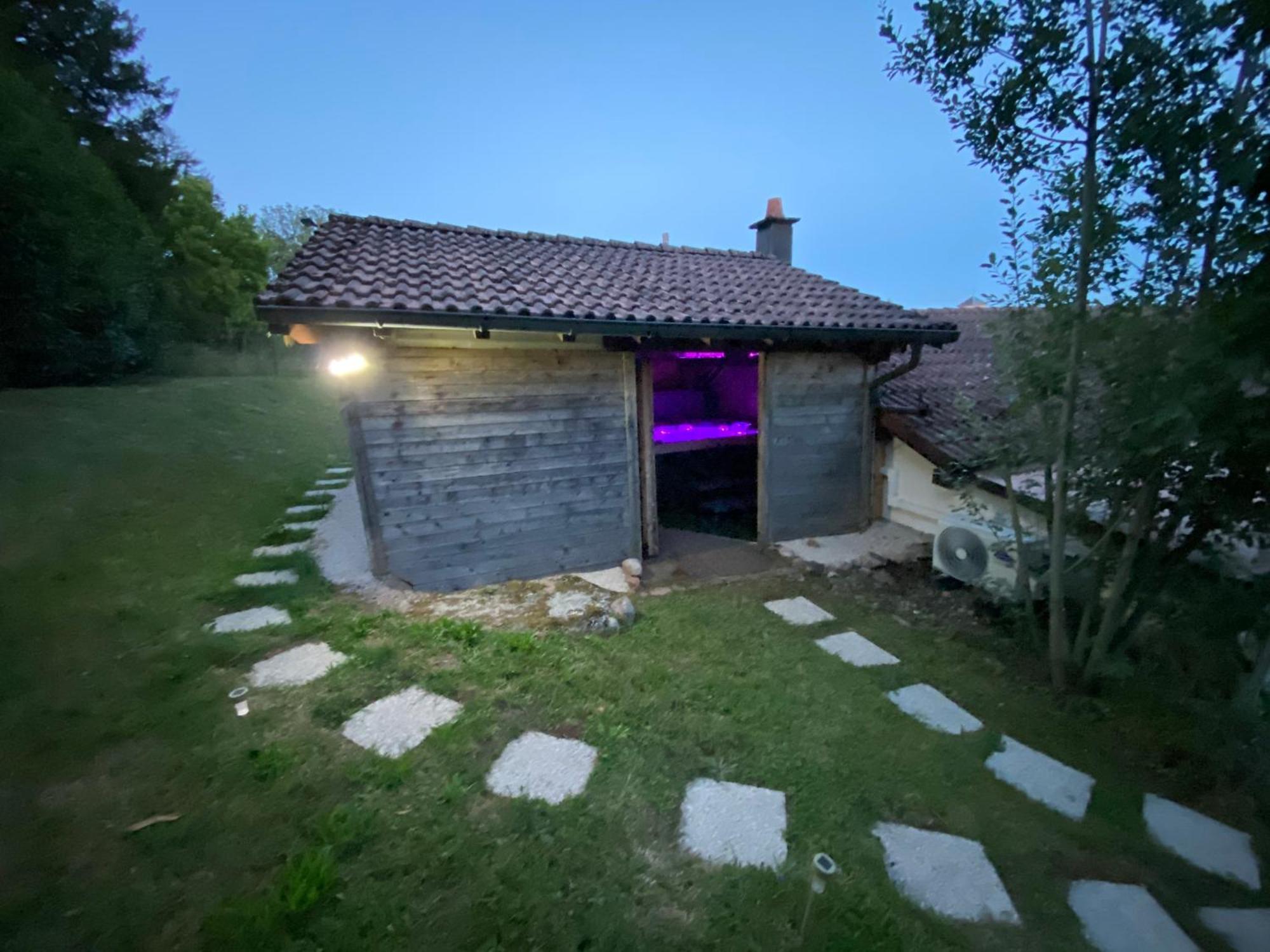 L'Appartement Du Faye Avec Jacuzzi Prive Etueffont Extérieur photo
