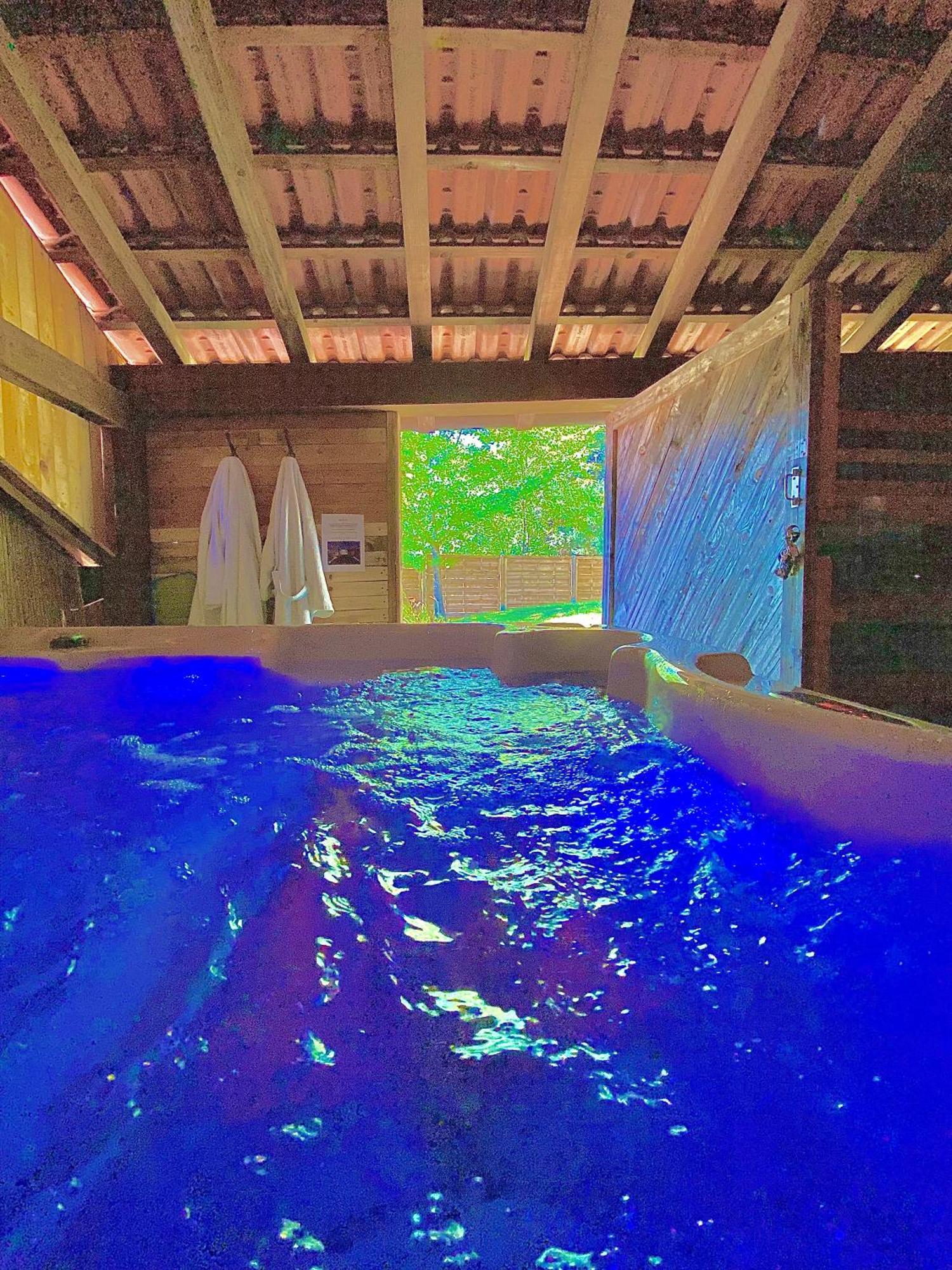 L'Appartement Du Faye Avec Jacuzzi Prive Etueffont Extérieur photo